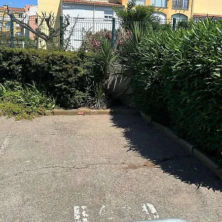 Confortable Avec Parking Proche Du Port - Fr-1-249-415 Apartamento